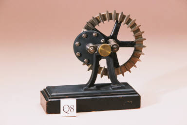 Disc Wheels with Pin Teeth model from Reuleaux Collection in Cornell KMODDL